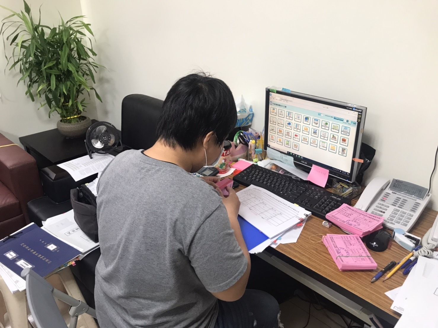 補助辦理設籍本縣離島居民搭乘民營交通船往返馬公船票優惠
