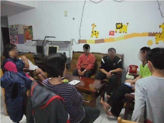 	每週開家庭會議-住民自己討論生活事項的解決辦法 